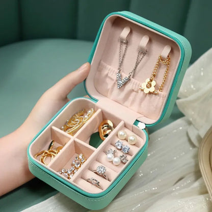 Mini Travel Jewelry Organizer Box – PU Leather Storage Case (10×10×5 cm)