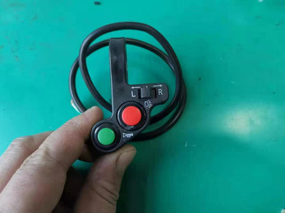 Universal Motorcycle Handlebar Switch for Horn, Light, and Turn Signal Control - ECOUNS